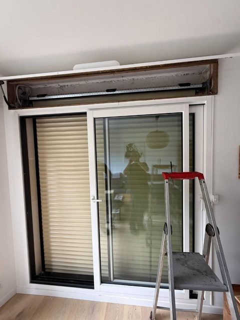 Remplacement volet traditionnel par volet motorisé Somfy - Levallois-Perret